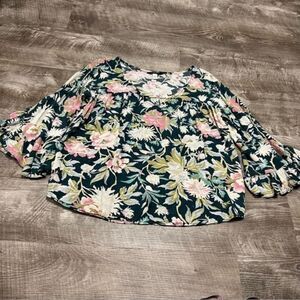 Supplies Quarter Sleeve Floral Shirt Size Small